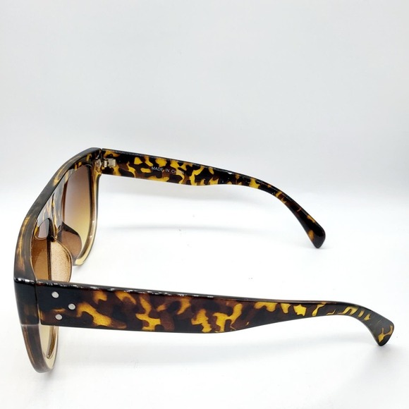 Brown and Black Cheetah Print Sunglasses - Picture 4 of 5